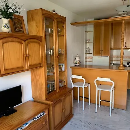 Acogedor Con 3 Piscinas En Primera Linea De Playa * Almunecar