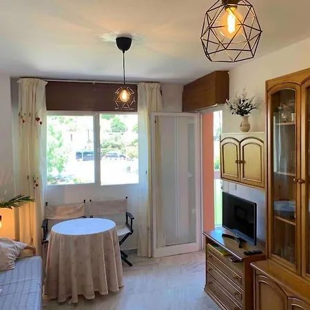 Apartment Acogedor Con 3 Piscinas En Primera Linea De Playa Almunecar